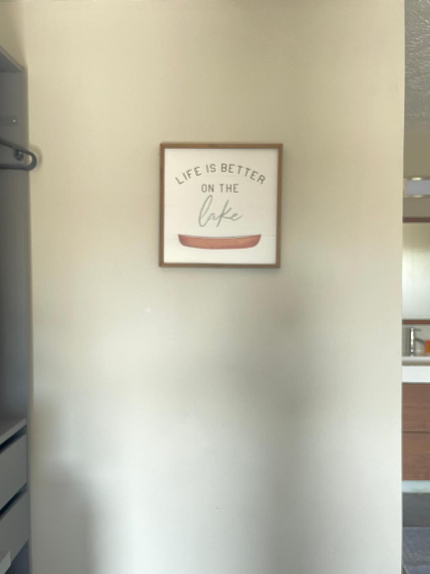 Hotel Lake Anna Glenora 外观 照片