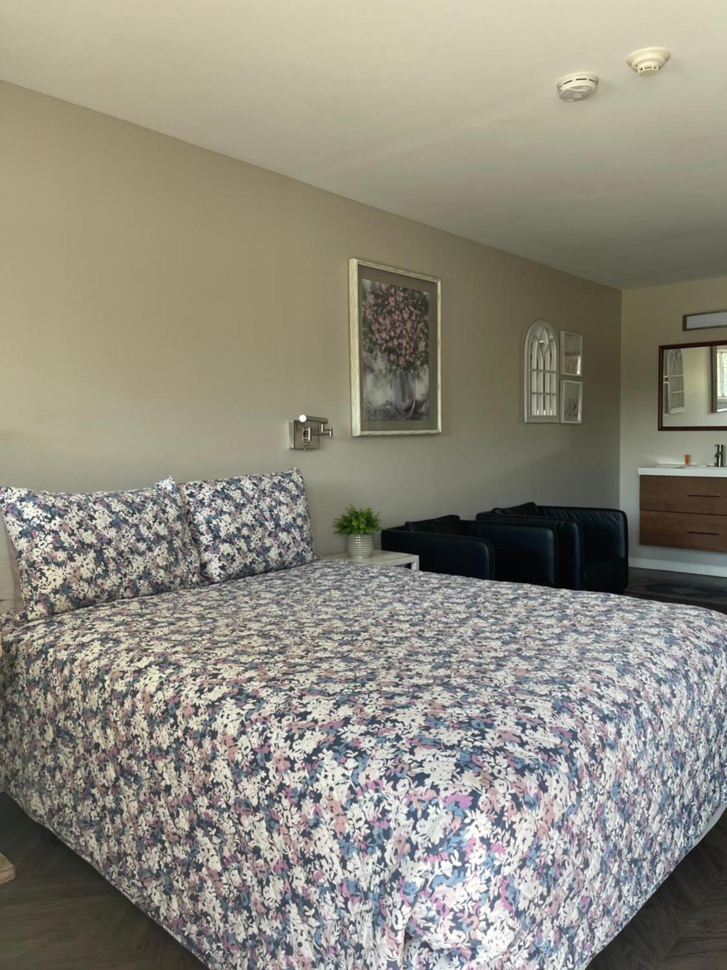 Hotel Lake Anna Glenora 外观 照片