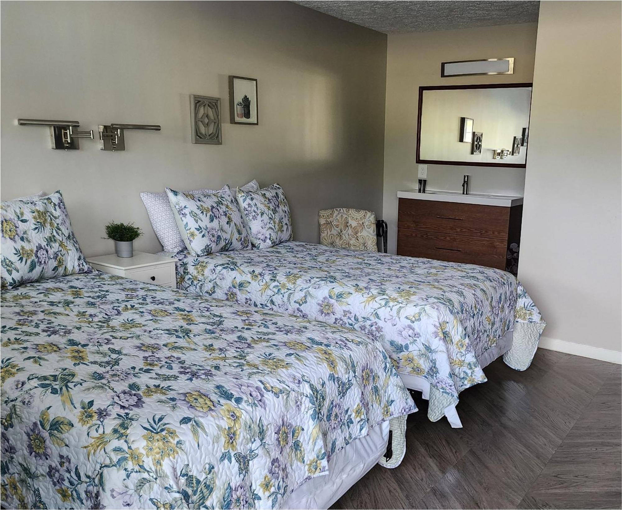 Hotel Lake Anna Glenora 外观 照片