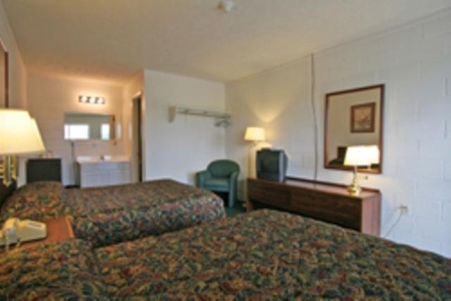 Hotel Lake Anna Glenora 客房 照片