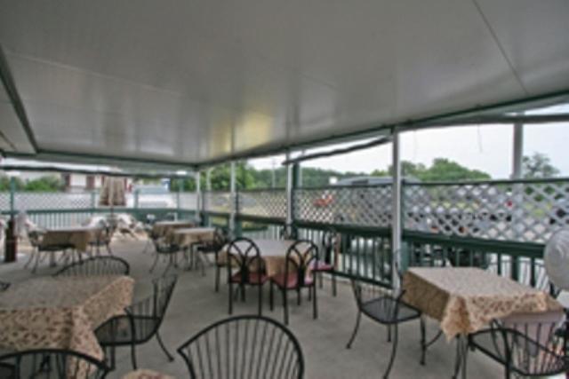 Hotel Lake Anna Glenora 外观 照片